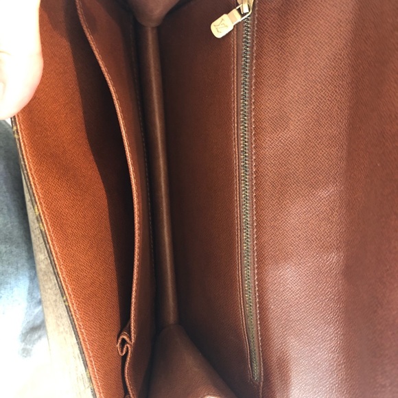 Louis Vuitton authentic monogram pochette clutch - Picture 7 of 8